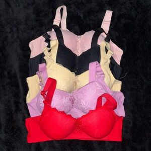 Women's Lace Trim Bra Set - size: L